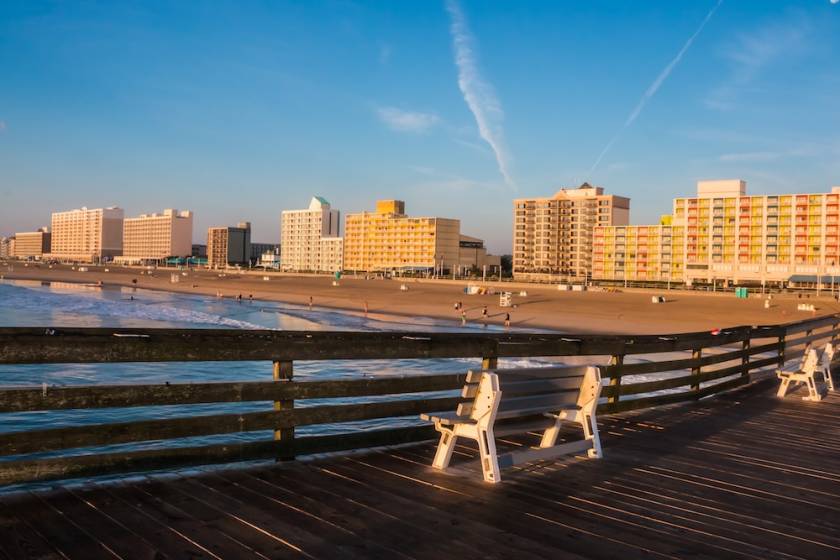 VA beach fishing pier